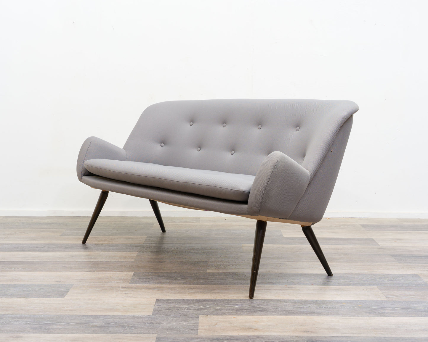 2.5-seater cocktail sofa, 1950s. Professionally restored