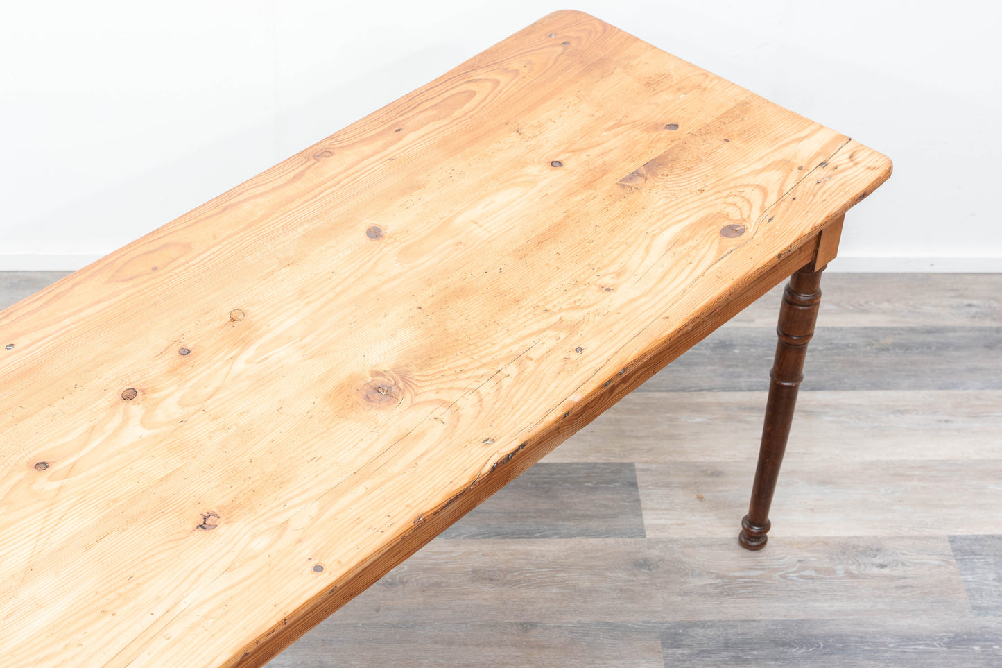 Très grande table de bistro,années 1930.