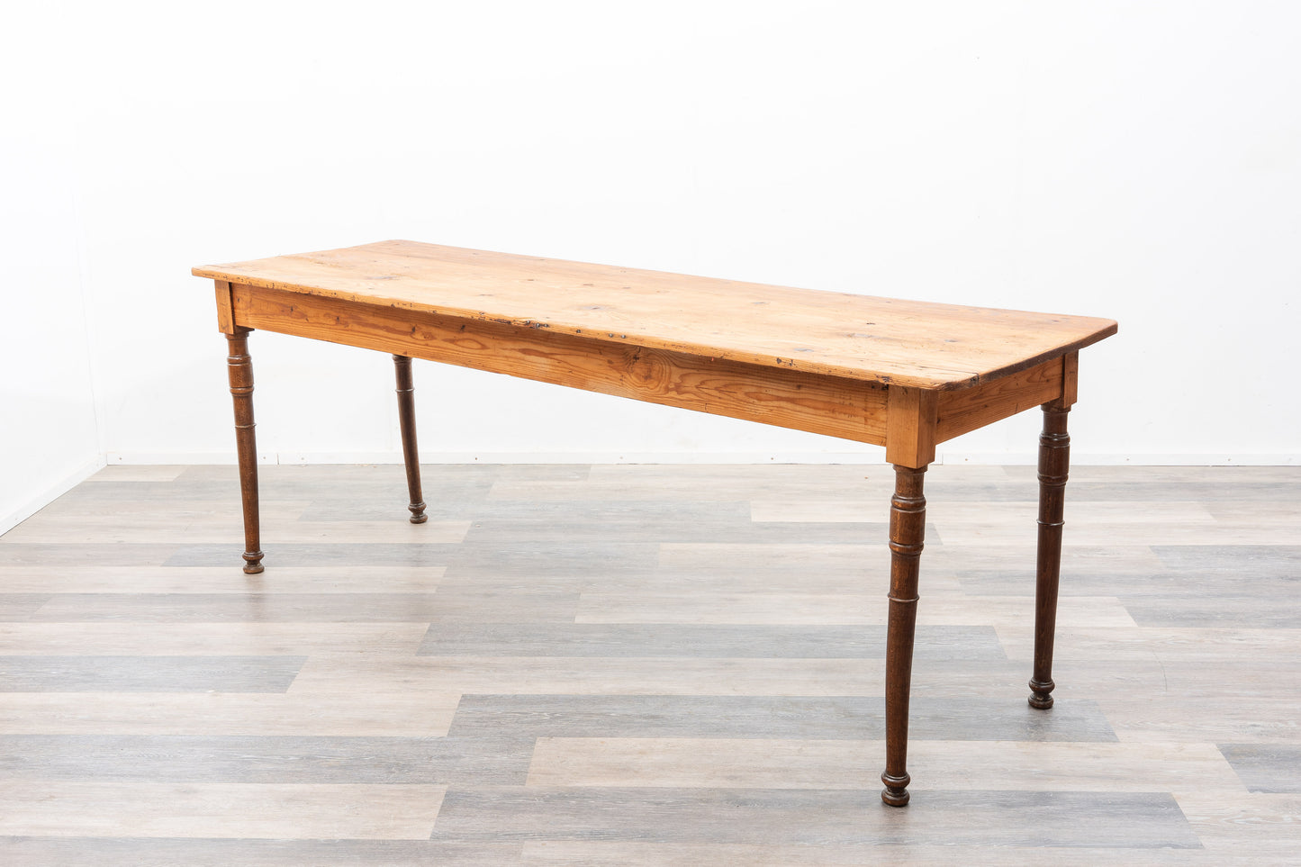 Très grande table de bistro,années 1930.