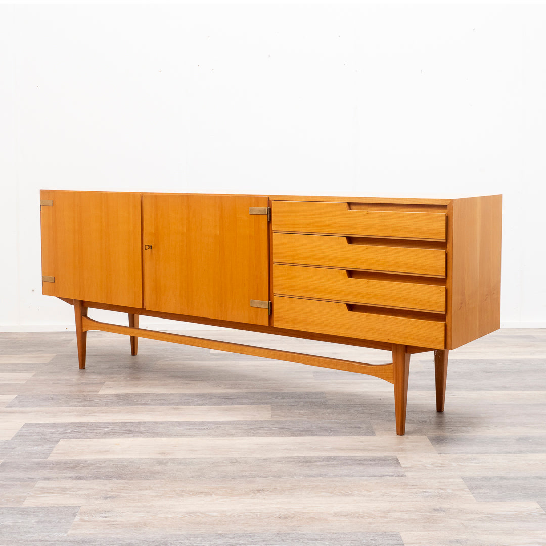 60er Jahre Sideboard in Esche, Restauriert