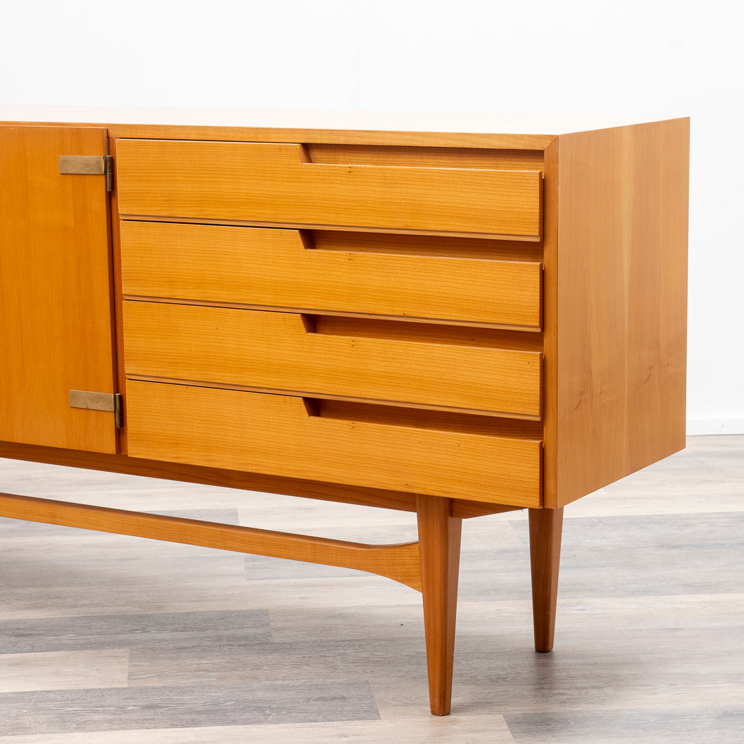 60er Jahre Sideboard in Esche, Restauriert