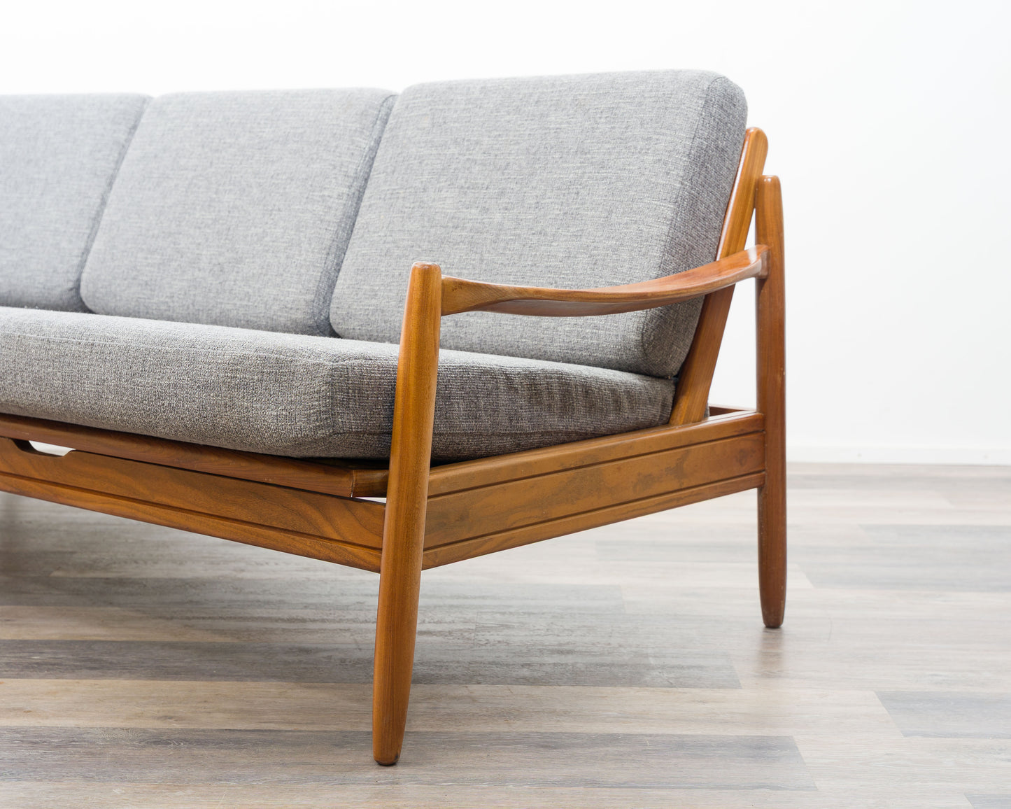 60s daybed/sofa in teak, newly upholstered.