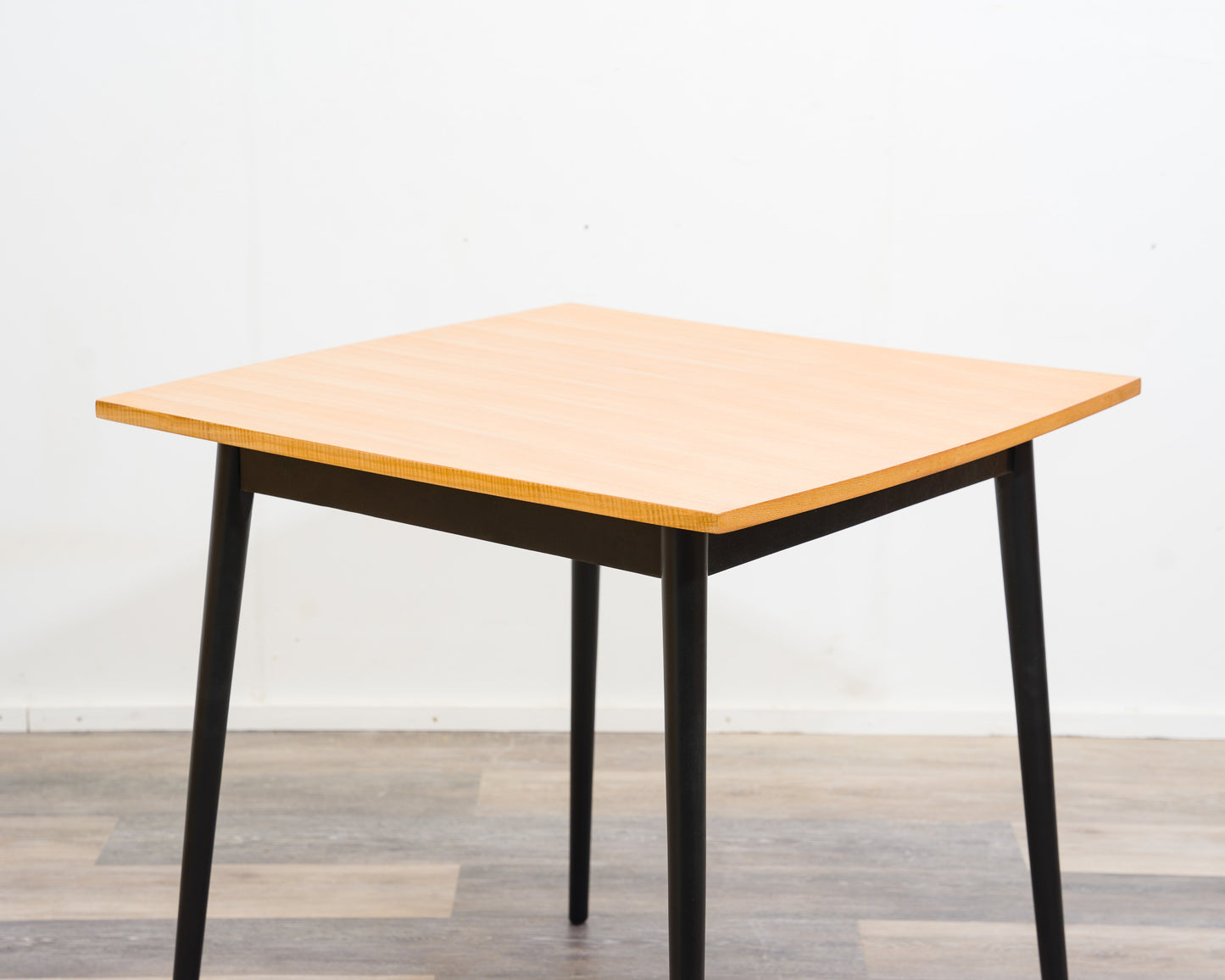 Table à manger des années 1960, design scandinave