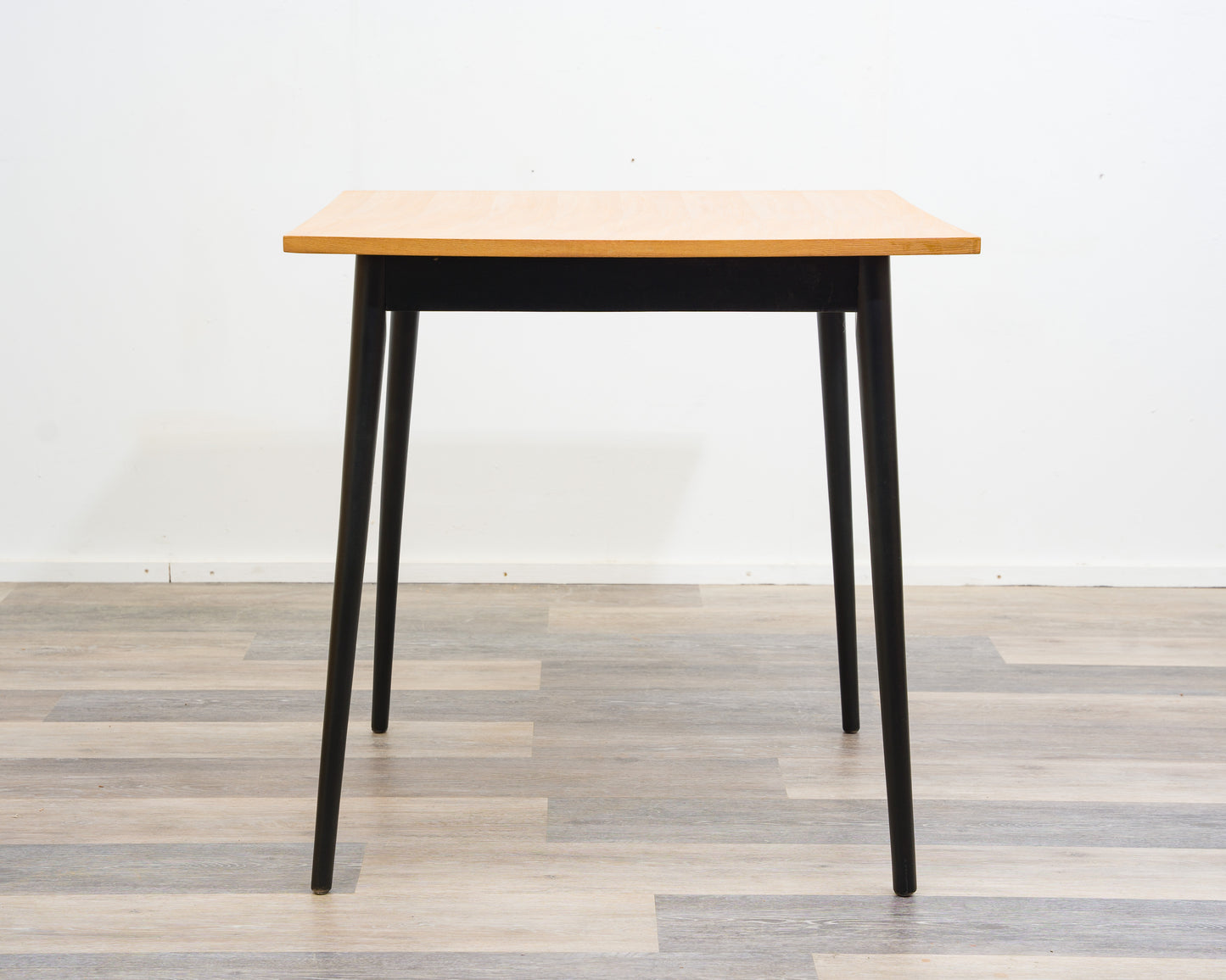 Table à manger des années 1960, design scandinave