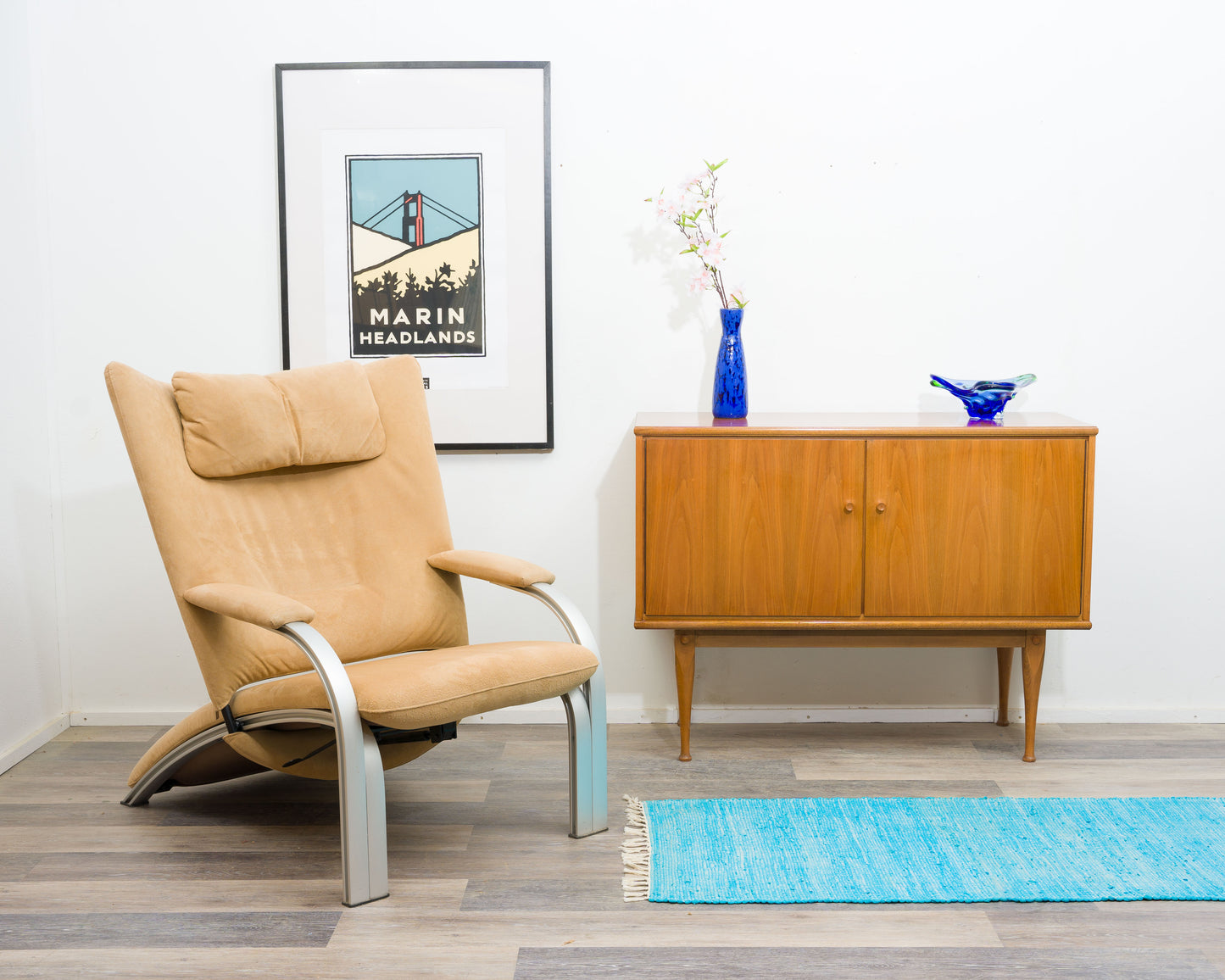 60er Jahre,Zweitürige Kommode/Sideboard in Nussbaum