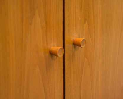 60er Jahre,Zweitürige Kommode/Sideboard in Nussbaum