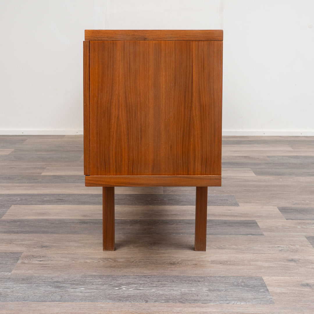 60er Jahre Sideboard, Nussbaum, restauriert, 240cm