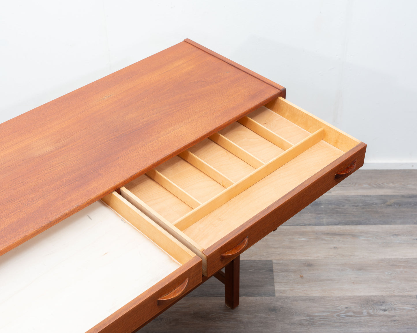 60er-Jahre-Sideboard in Teakholz. Hersteller Ulferts, Tibro Sweden, restauriert