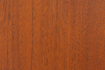 Buffet en teck des années 1960. Fabricant : Ulferts, Tibro Suède, restauré