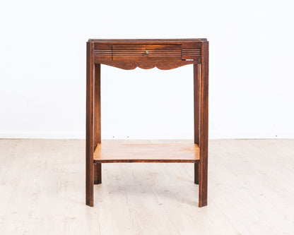 Petite commode Art déco élégante en chêne massif
