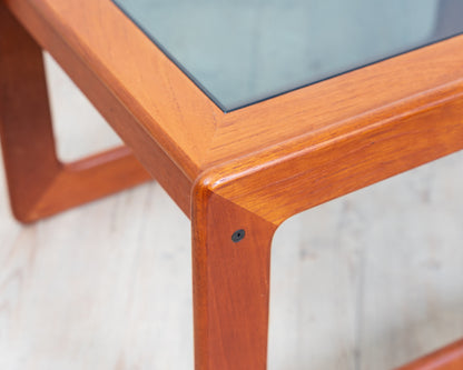 Dänischer Couchtisch aus Teakholz. Hersteller Komfort Dänemark. 70er Jahre