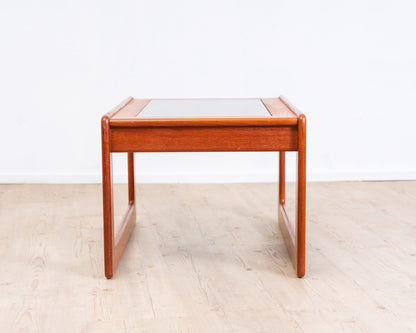 Dänischer Couchtisch aus Teakholz. Hersteller Komfort Dänemark. 70er Jahre