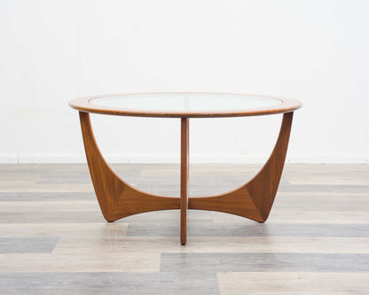 Couchtisch, 60er Jahre. Hersteller: G-Plan. Modell: Astro.