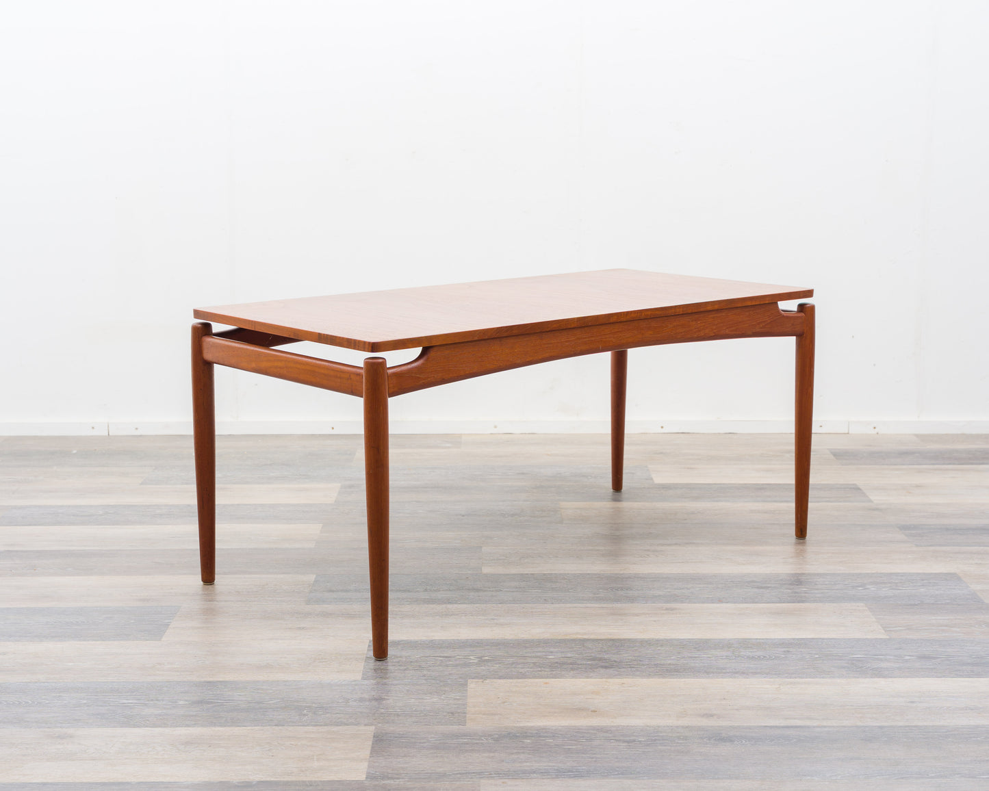 Grande table basse scandinave en teck des années 1960