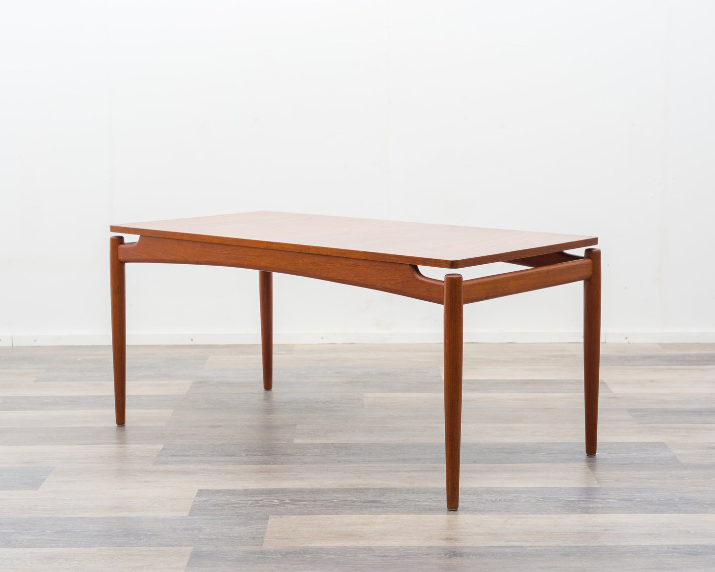 Grande table basse scandinave en teck des années 1960