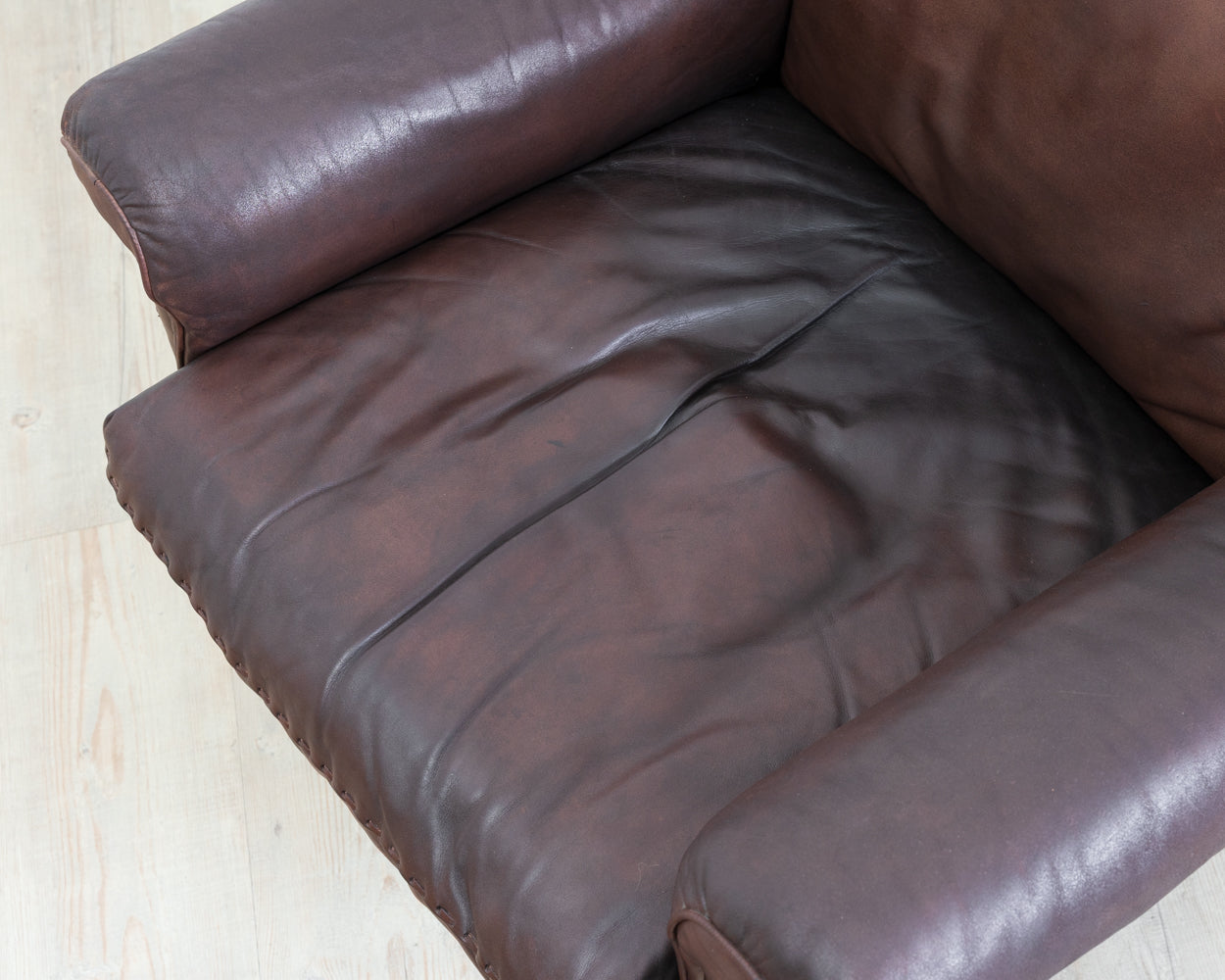 Fauteuil pivotant en cuir marron de De Sede, modèle DS 31, années 1960, vintage