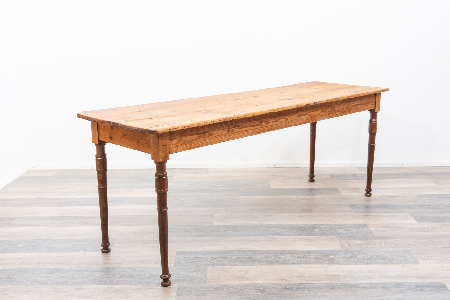 Très grande table de bistro,années 1930.