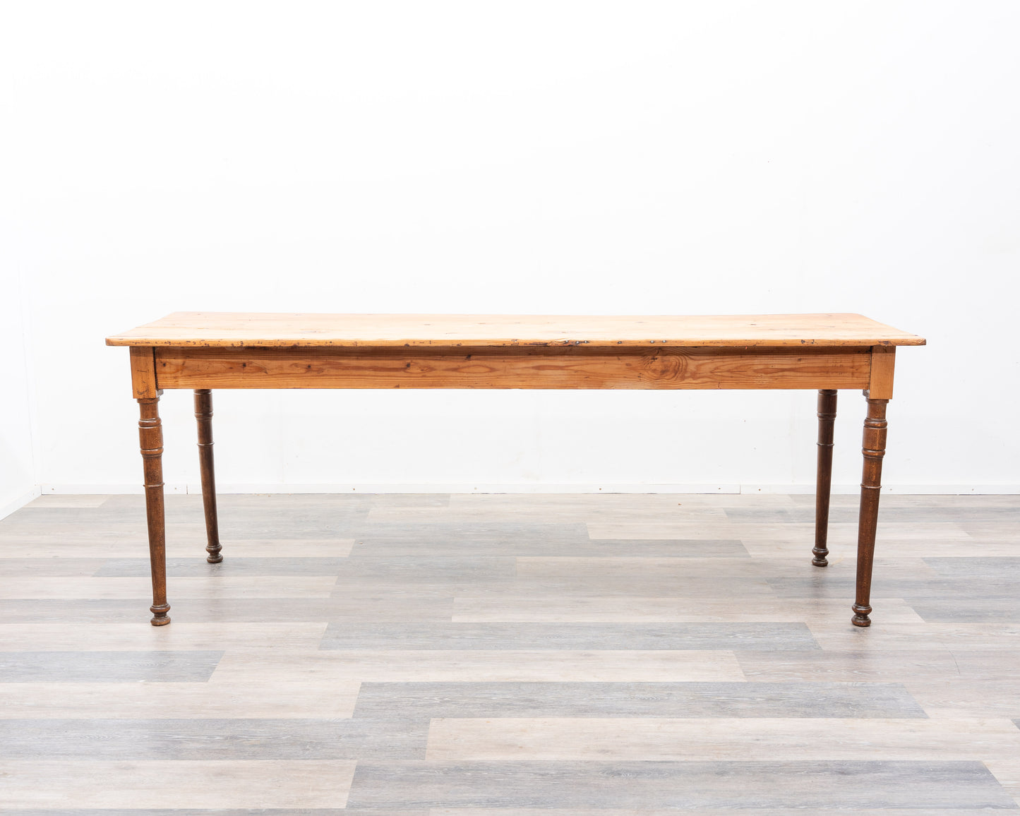 Très grande table de bistro,années 1930.