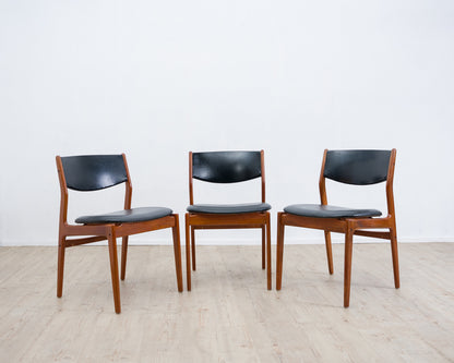 A Danish dining chair/chair. Teak, faux leather, manufacturer Glostrup