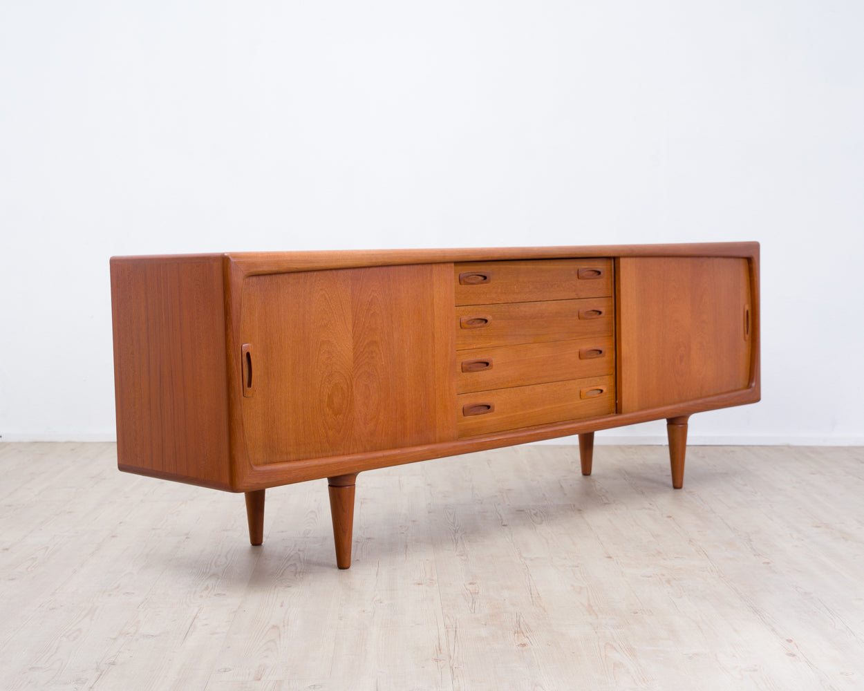 Enfilade en teck, H.P Hansen Made in Danemark