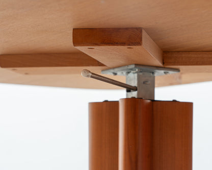 Esstisch/Couchtisch, mit höhenverstellbarer Funktion, aus Kirschholz, 70er Jahre