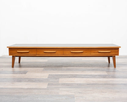 Meuble bas des années 1950 avec surface Resopal