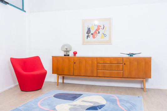 Grand buffet en noyer des années 60, fabricant Royal Sweden