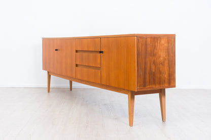 Grand buffet en noyer des années 60, fabricant Royal Sweden