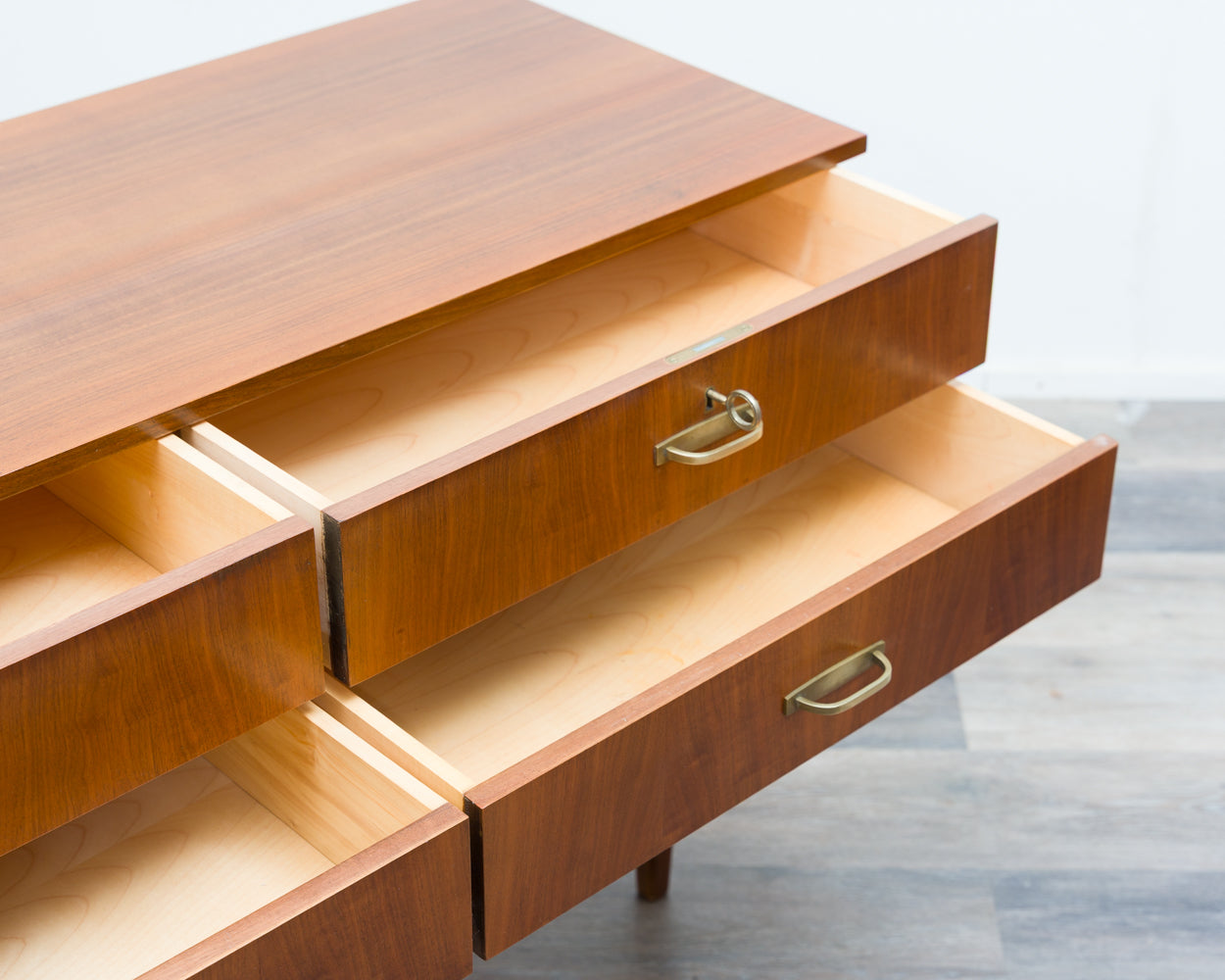 Sideboard/chest of drawers from the 1950s in walnut. Excellent original condition.