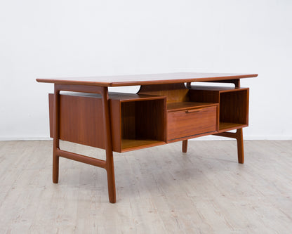 Dänischer Schreibtisch iun Teakholz von omann jun, Modell 75