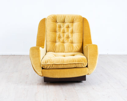 Space Age, lounge chair, 70s, golden yellow.