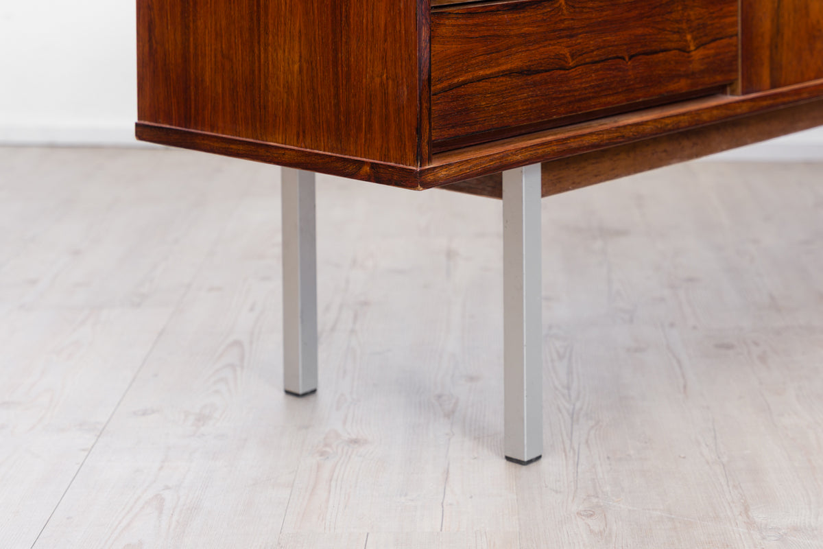 Sideboard aus den 70er-Jahren in Palisander, professionell restauriert