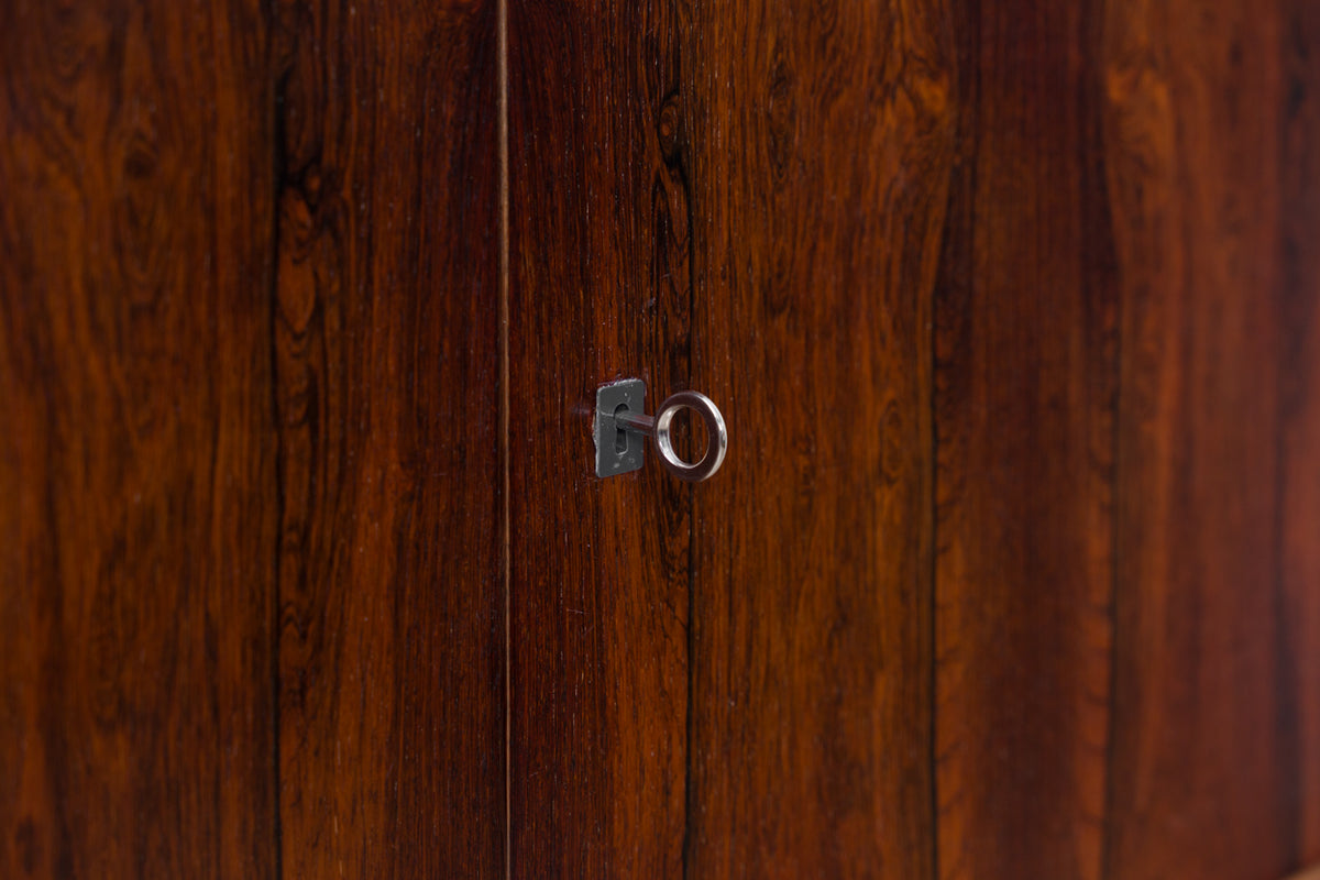 Sideboard aus den 70er-Jahren in Palisander, professionell restauriert