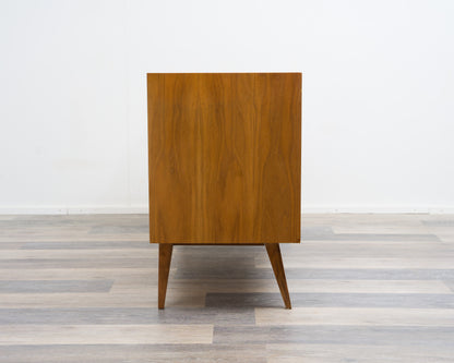 Sideboard 50er Jahre in Nussbaum, komplett restauriert