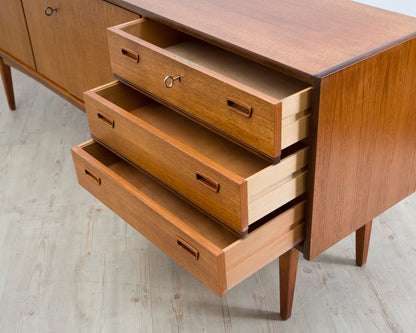 Teakholz Sideboard im Skandinavische Design, Hersteller Bartels