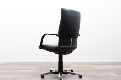 Büro/Büroschreibtischsessel. Hersteller: Vitra. Designer: Mario Bellini, Modell: Figura