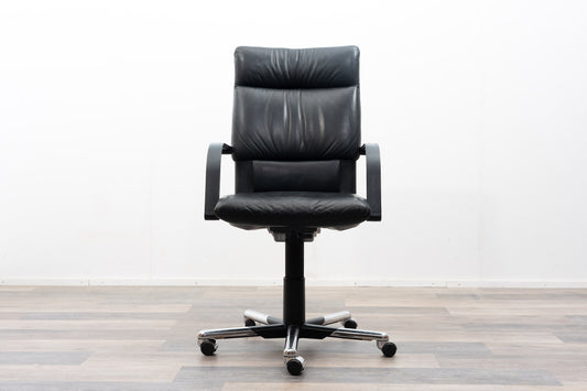 Büro/Büroschreibtischsessel. Hersteller: Vitra. Designer: Mario Bellini, Modell: Figura
