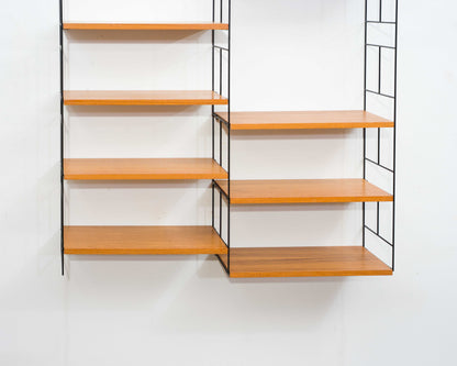 60er-Jahre-Wandregal in Teakholz, Hersteller WHB,Acht Böden