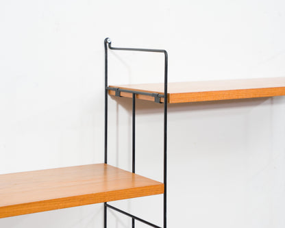 60er-Jahre-Wandregal in Teakholz, Hersteller WHB,Acht Böden