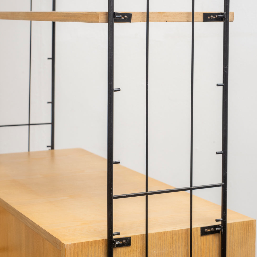 Freestanding shelving system, 1960s, restored, model 1